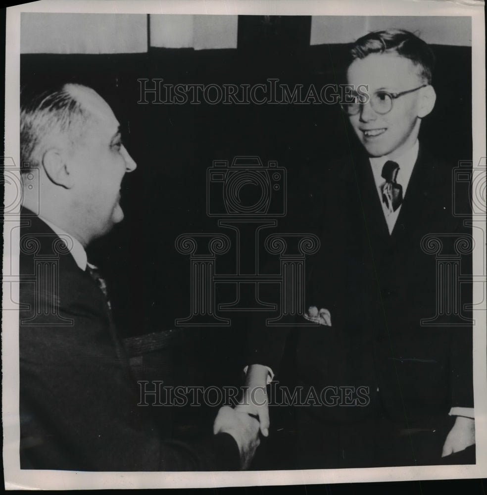 1952 Press Photo Kidnapping Victim Charley Joe Tipp (Bonnie Thompson), Judge