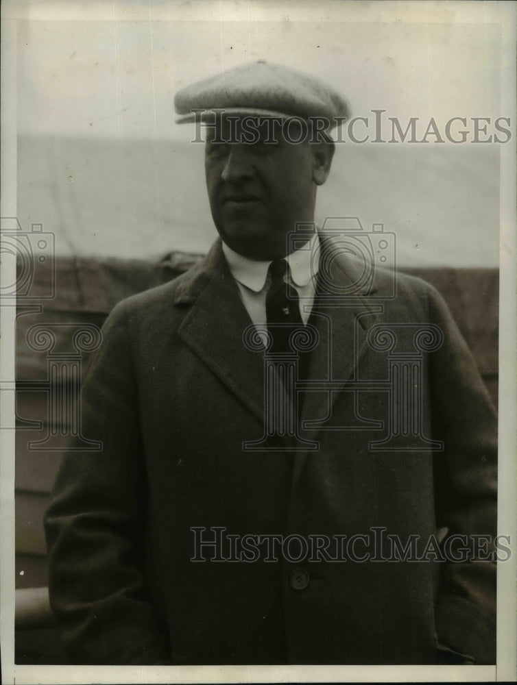 1927 Press Photo Pilot Harry Tucker After Flight from Nicaragua to Los Angeles