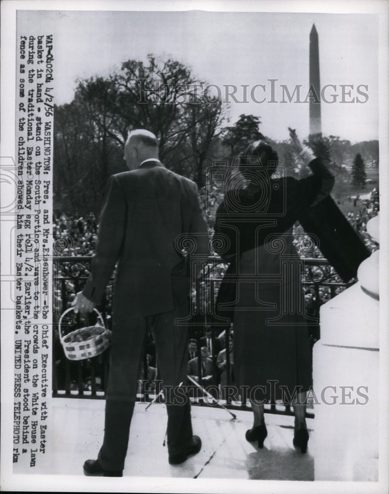 1956 Press Photo President Dwight D. Eisenhower & First Lady on Easter Sunday