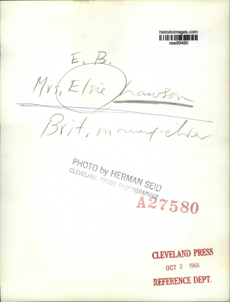 1966 Press Photo Mrs. Elsie Lawson, British Manufacturer - nee99490