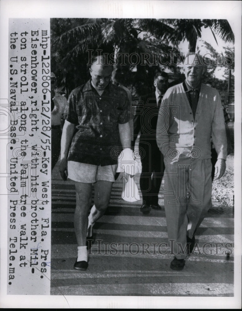 Load image into Gallery viewer, 1955 Press Photo Pres.Dwight Eisenhower with brother Milton at U.S Natval Base
