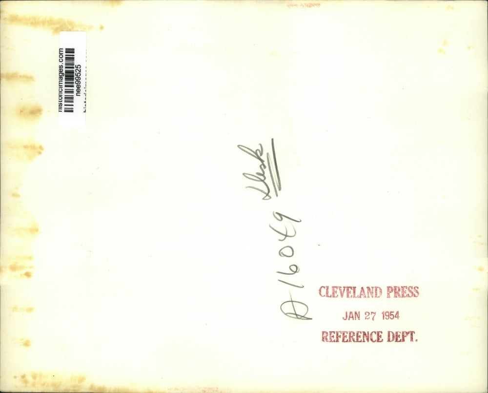 1954 Press Photo Pres.Eisenhower signs designating May 15 as Armed Forces Day