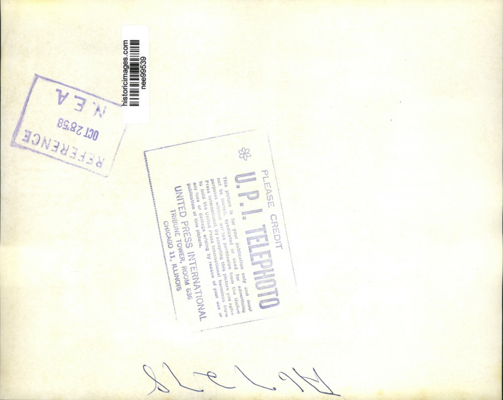 1958 Press Photo Pres.Dwight Eisenhower on his arrival at Civic Auditorium