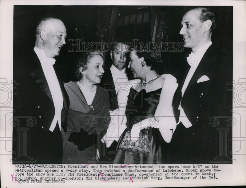 Load image into Gallery viewer, 1953 Press Photo Pres.Dwight Eisenhower attended the Opera Metropolitan Show
