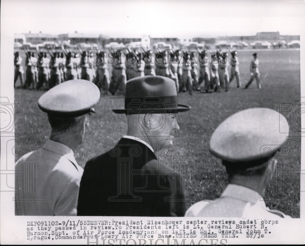 1955 Press Photo President Dwight D. Eisenhower Reviews Cadet Corps, Denver