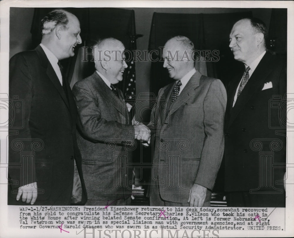 1953 Press Photo President Dwight D. Eisenhower Congratulates Charles E. Wilson