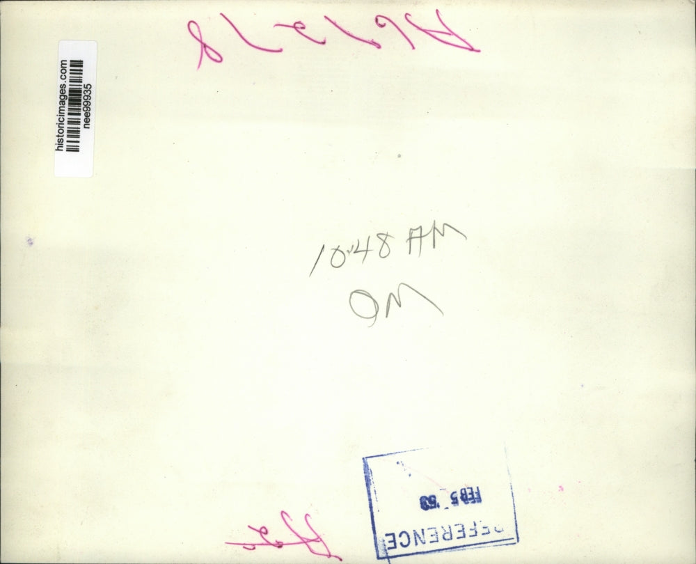 1953 Press Photo President Dwight D. Eisenhower Congratulates Charles E. Wilson