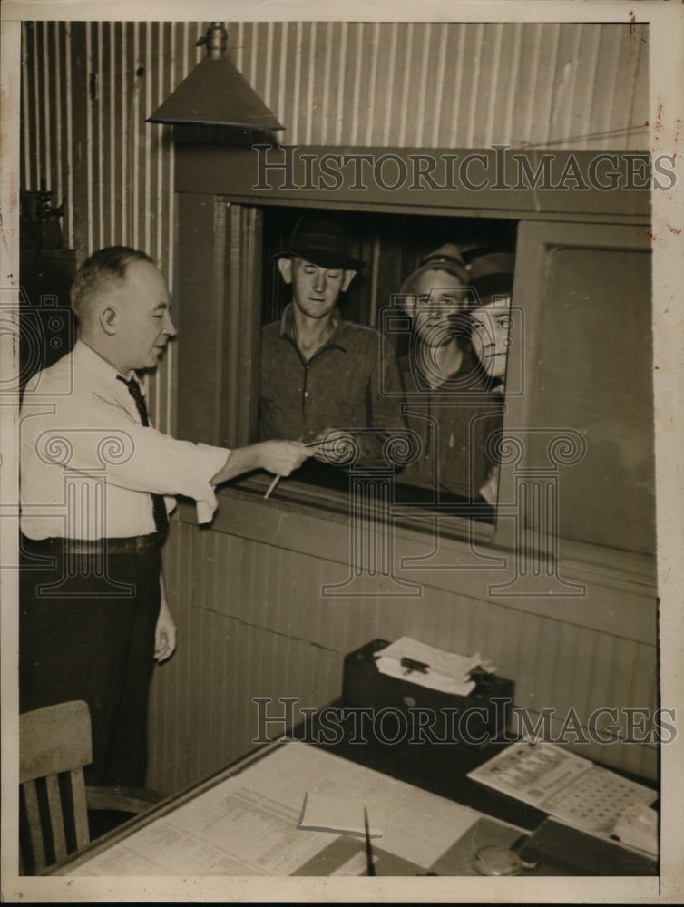 1936 Press Photo Wheeling Steel Corporation Strike At Portsmouth, Ohio