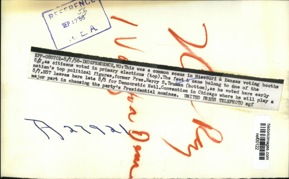 1956 Press Photo Former President Harry Truman votes in Independence MO