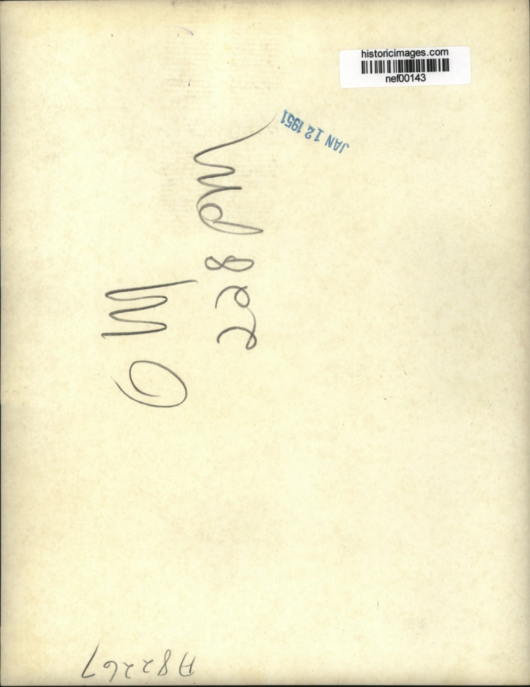 1950 Press Photo Arley Taylor holds telegrams notifying her son was injured