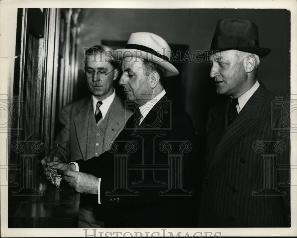 1927 Press Photo Guy Mahon, W.J. Muphy, And W.H. King - nef00625