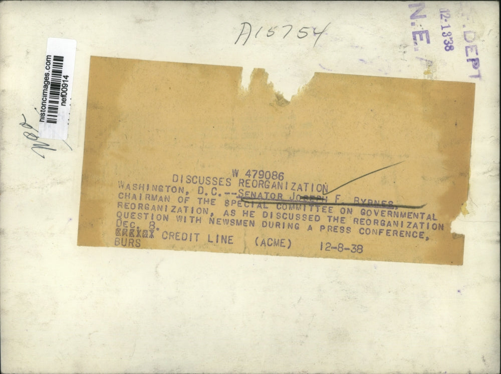 1938 Press Photo Senator Joseph Byrnes holds press conference - nef00914