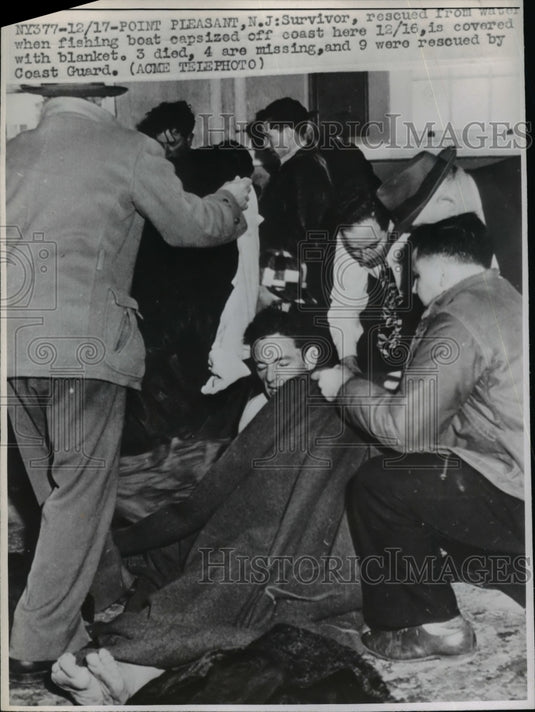 1948 Press Photo Fishing Boat Accident Survivor, Point Pleasant New Jersey