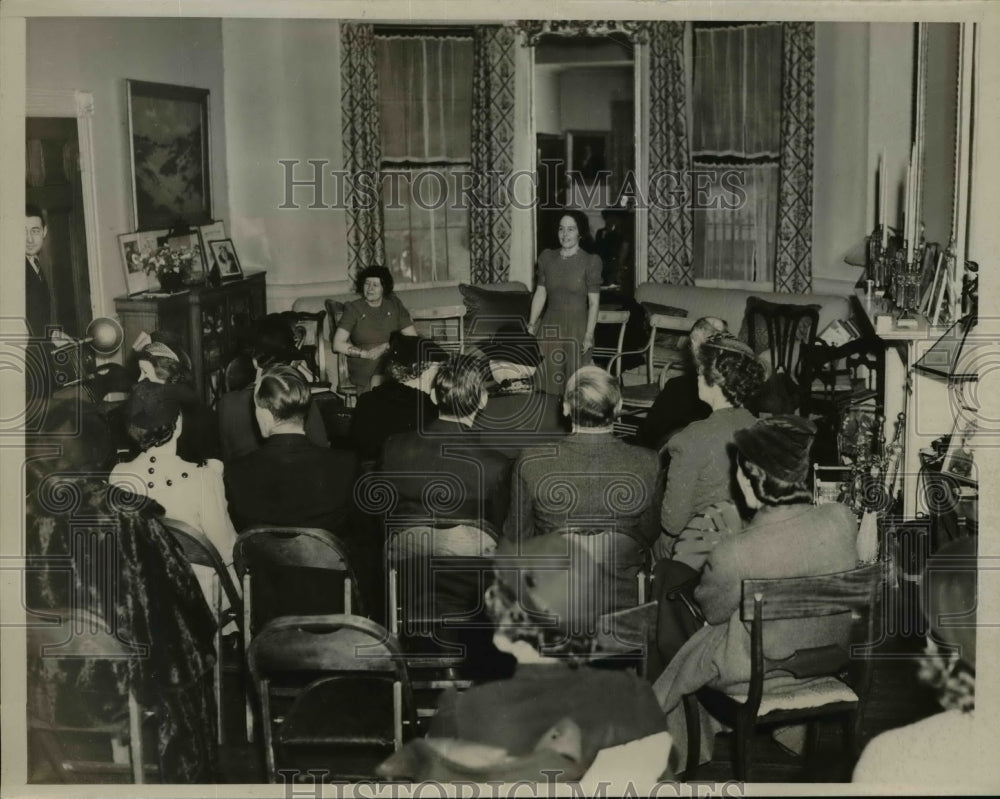 1939 Press Photo Rebellious members of the Daughters of the American Revolution