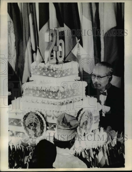 1970 Press Photo Birthday Cake for United Nations Secretary General U Thant