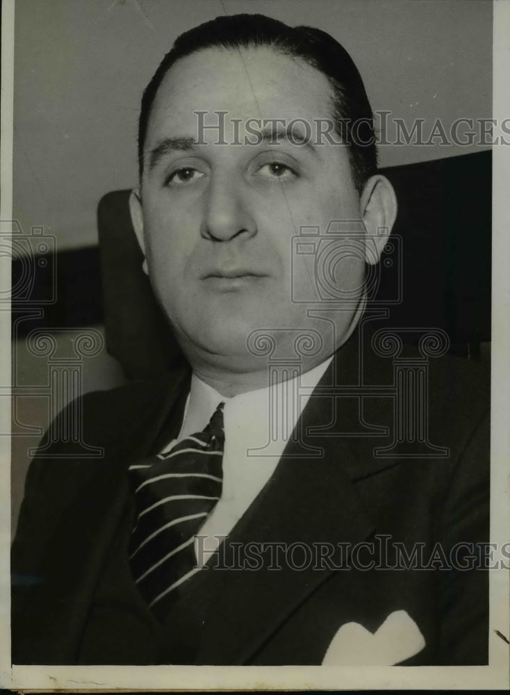 1935 Press Photo Robert Isaacson sues Mary Byrn Alexander for breach of promise