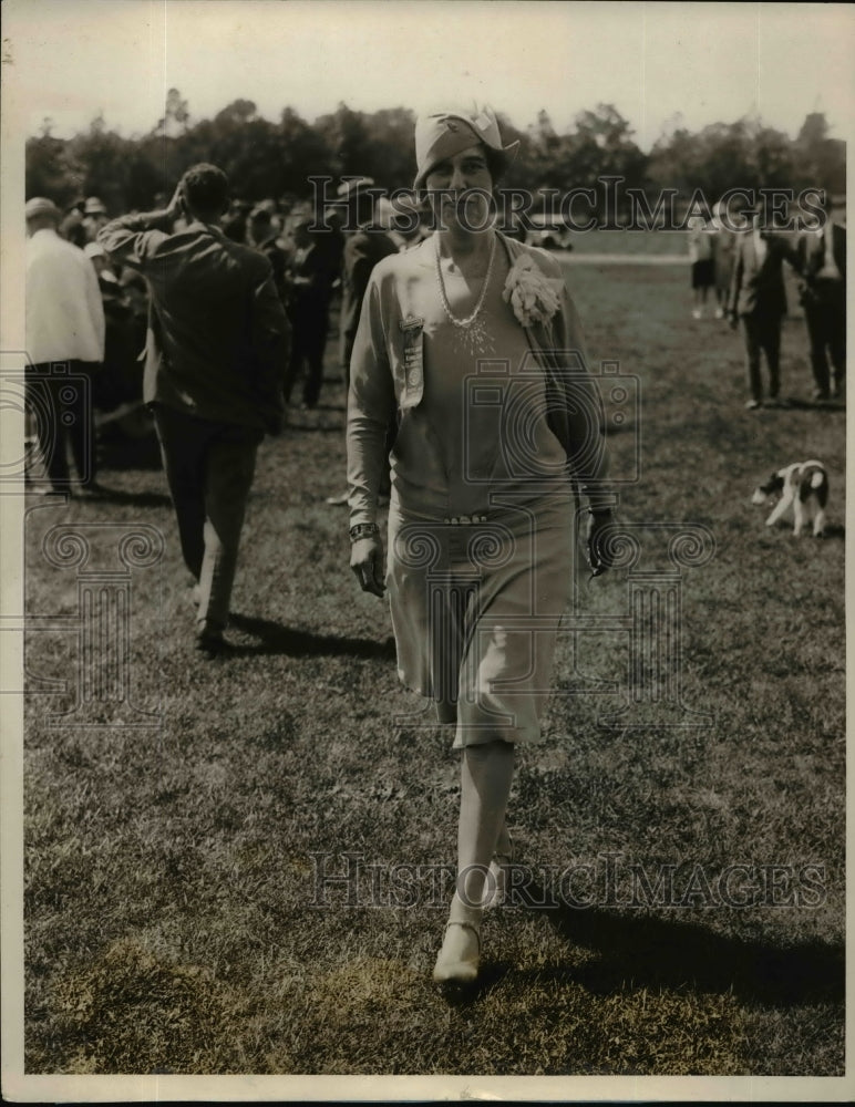 1928 Press Photo Mrs John Van S Bloodgood President of North Shore Kennel Club