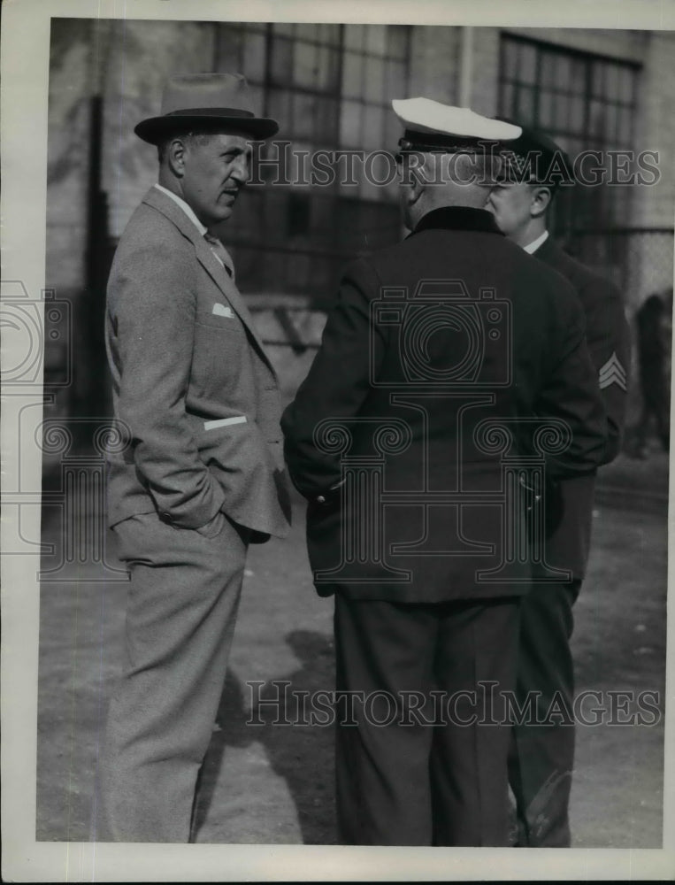 1935 Press Photo RB Wilson Chief LG Corlett Sgt Howard Johnston - nef03445