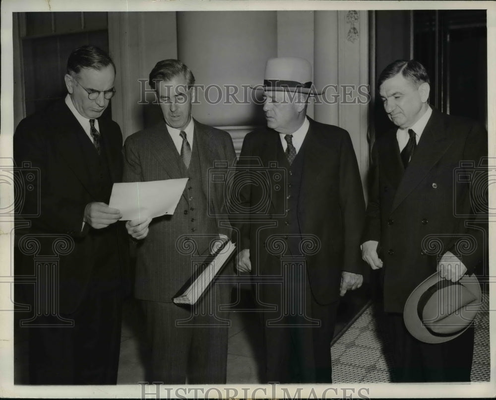 1941 Press Photo Congressional Leaders call on President at White House