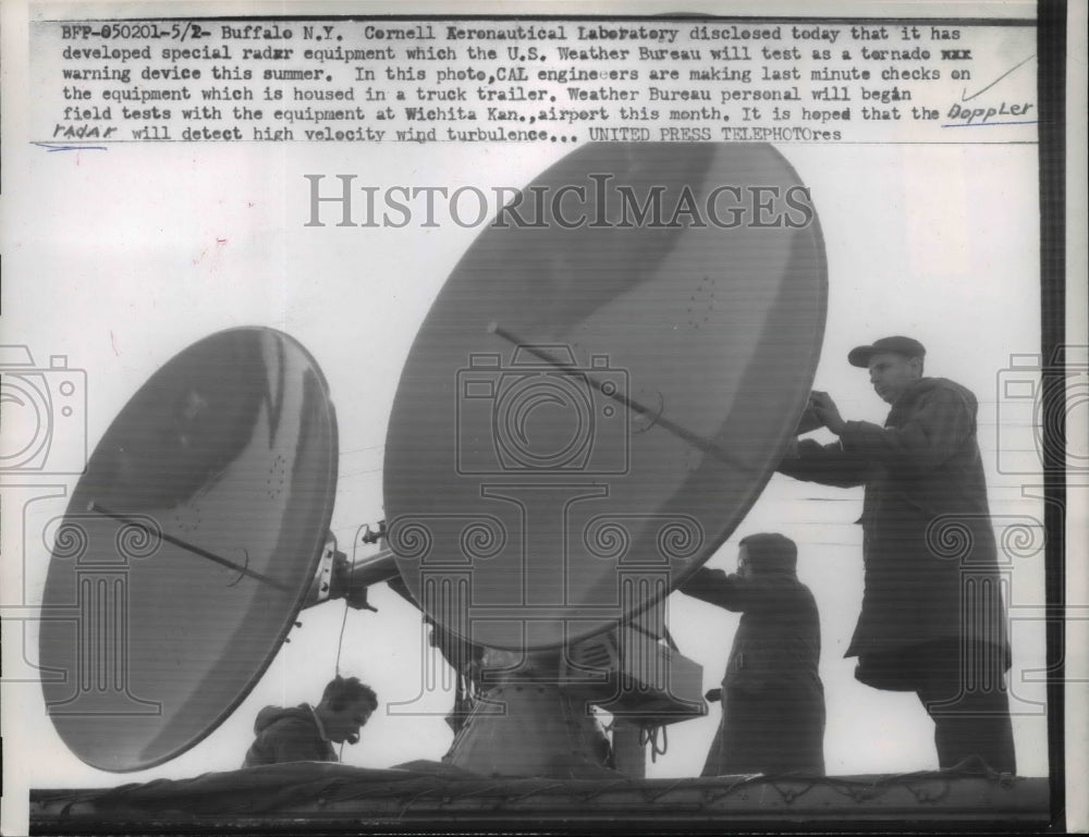 1957 Press Photo Cornell Aeronautical Laboratory develops tornado radar