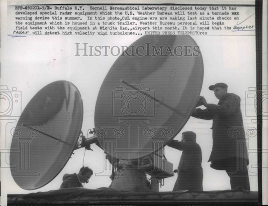 1957 Press Photo Cornell Aeronautical Laboratory develops tornado radar