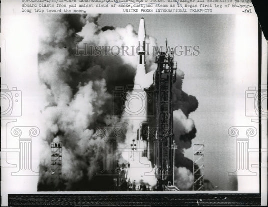 1962 Press Photo Atlas-Agena rocket takes off from Cape Canaveral - nef04288