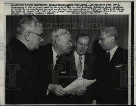 1958 Press Photo USW President David McDonald addresses regional meeting