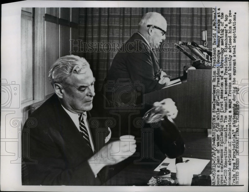 Load image into Gallery viewer, 1959 Press Photo Steelworkers Union President David McDonald pours water
