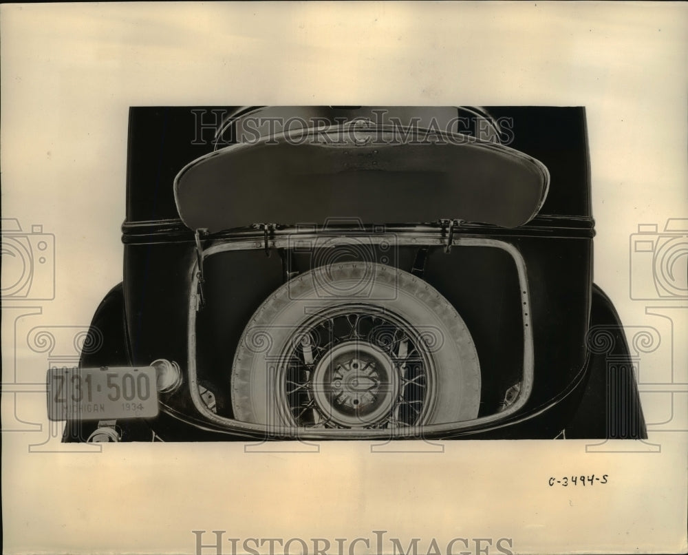 1934 Press Photo Spare Tire Mounting on Terraplane Rear Compartment - nef04485- Historic Images