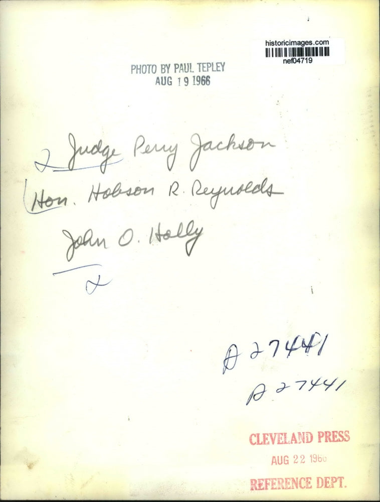 1960 Press Photo Judy Perry Jackson, Hon.Hodson R.Reynolds and John O. Holly