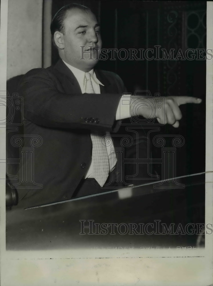 1934 Press Photo Harry Welch, Toledo Clothing Merchant - nef04873