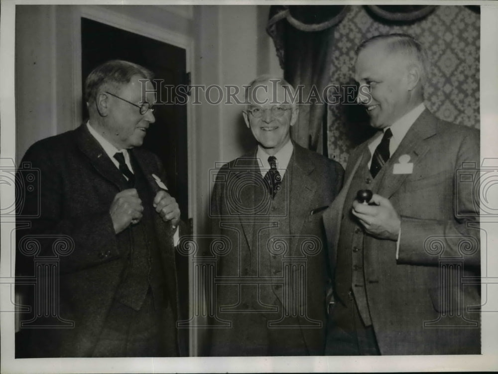 1939 Press Photo Executives Officers meet t the Science Convention - nef05467