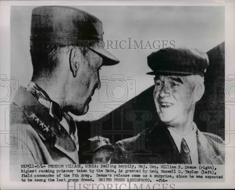 Load image into Gallery viewer, 1953 Press Photo Maj. Gen. William F Dean greeted by Gen. Maxwell Taylor

