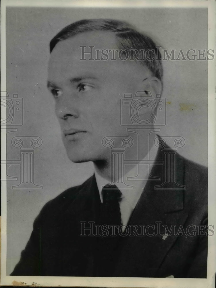 1931 Press Photo Walter Wolf of Ill. questioned about Embezzelment - nef05642
