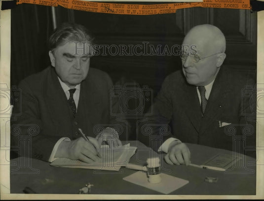 1941 Press Photo CIO President John L. Lewis, Major W.W. Inglis - nef05842