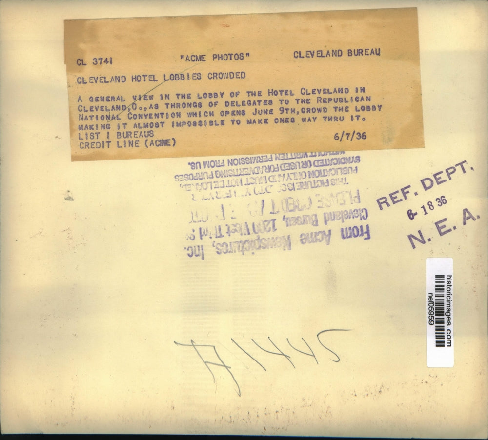 1936 Press Photo Delegates in the Lobby of the Hotel Cleveland in Ohio