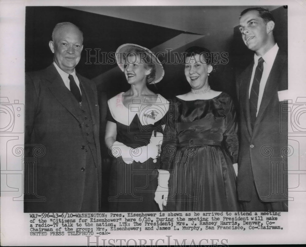 1954 Press Photo President Eisenhower at "Citizens for Eisenhower" Meeting, D.C.