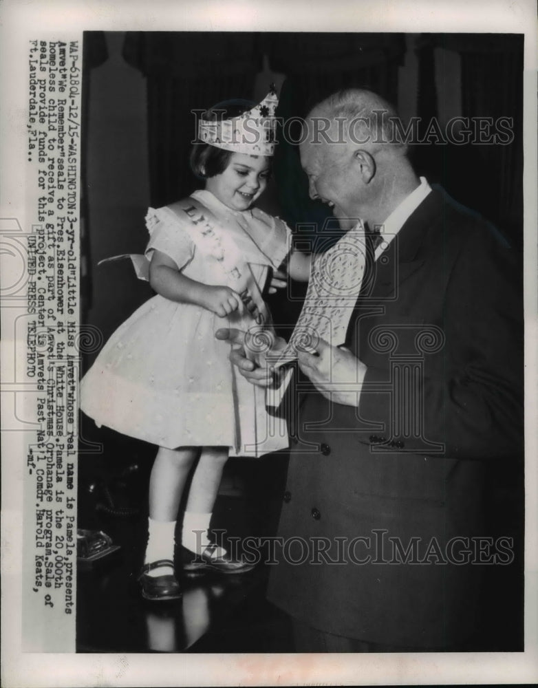 1954 Press Photo "Little Miss Amvet" Gives President Dwight Eisenhower Seals