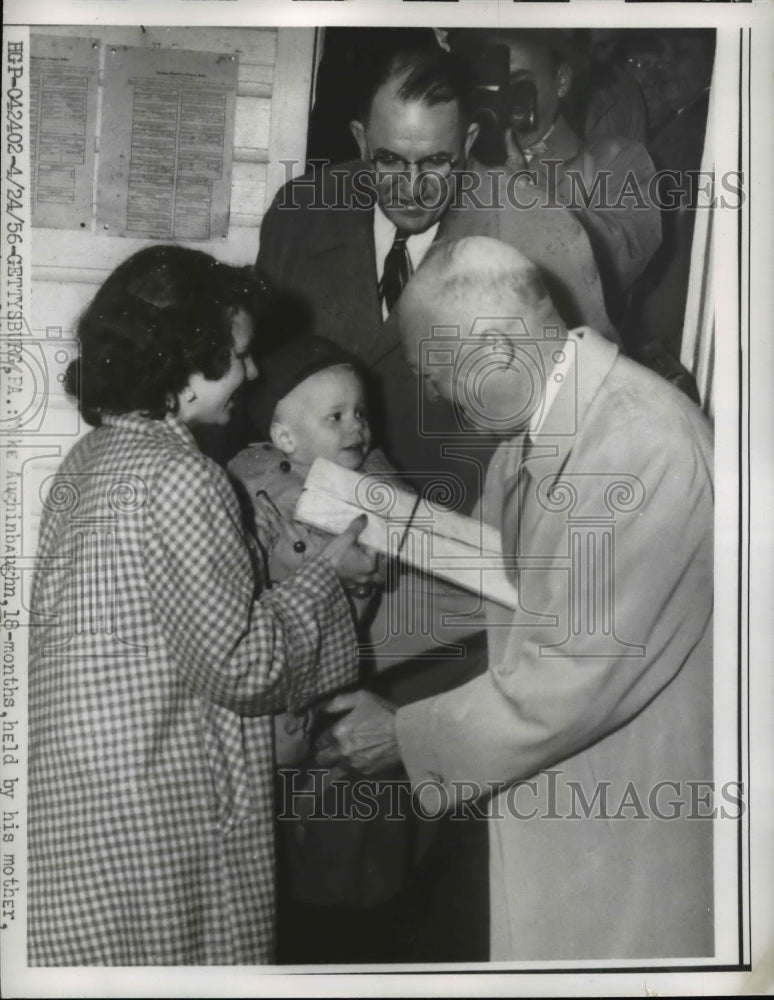 Load image into Gallery viewer, 1956 Press Photo Mike Aughinbaughn Held by Mother &amp; Greeted by Dwight Eisenhower
