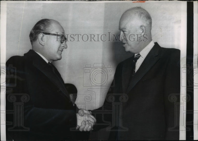Load image into Gallery viewer, 1957 Press Photo Pres.Dwight Eisenhower greets French Premier Guy Mollet
