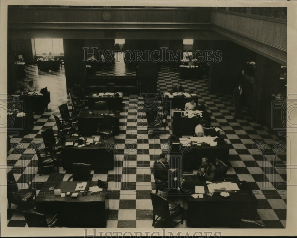 1949 Press Photo Society for Saving Bank Mortgage Loan Department, Ohio