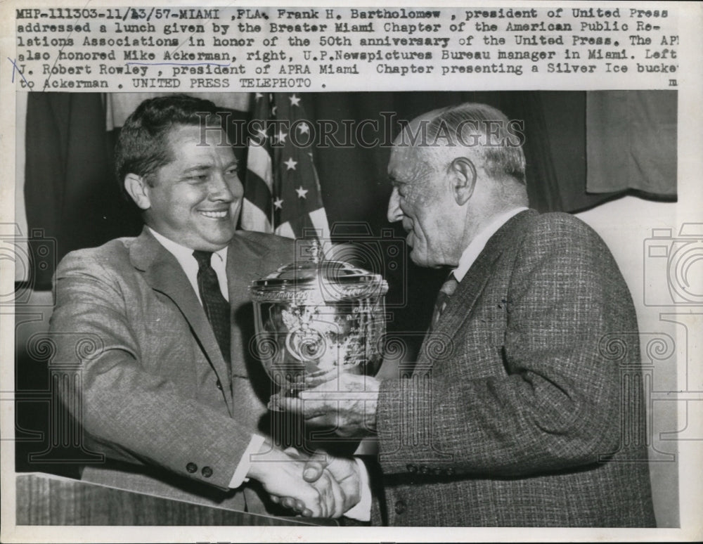 1957 Press Photo Rowley honored by Ackerman at 50th anniversary of United Press