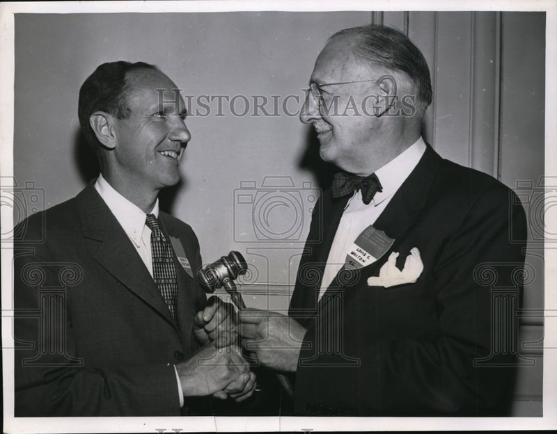 Load image into Gallery viewer, 1911 Press Photo New President of United Cerebral Palsy receives gavel
