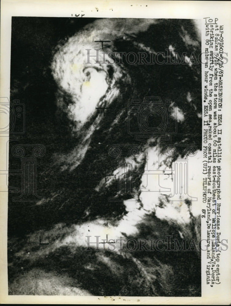 1967 Press Photo Satellite Photographed During Hurricane Doris Island Virginia