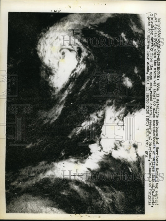 1967 Press Photo Satellite Photographed During Hurricane Doris Island Virginia