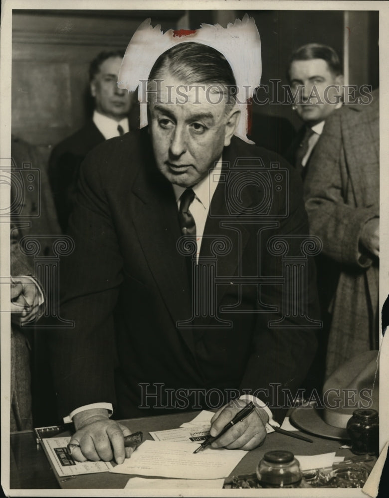 1927 Press Photo Mayor of Chicao William H. Thompson - nef08304