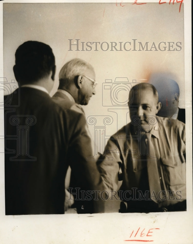 Load image into Gallery viewer, 1965 Press Photo Imbert: Leader on the Right - nef08344
