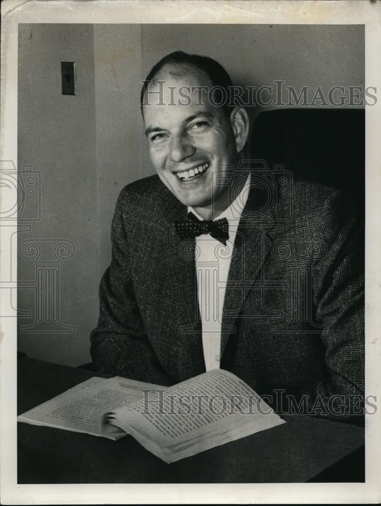 Load image into Gallery viewer, 1962 Press Photo Alan S. Boyd, first Secretary of Transportation - nef08470
