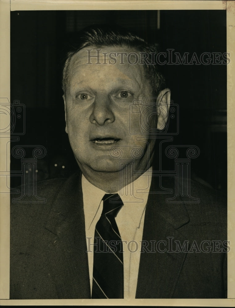 1958 Press Photo Bert W. Cole asks for "Emergency" increase in FHA's authority