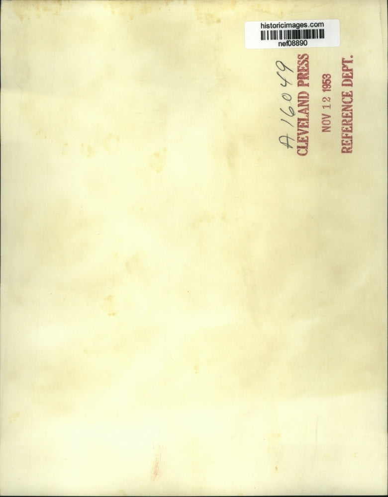 1953 Press Photo President Eisenhower walking across to his news conference